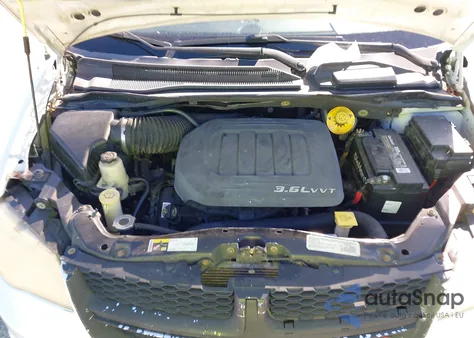 2014 Dodge Grand Caravan Sxt из США, поврежденный, VIN 2C4RDGCG6ER273843